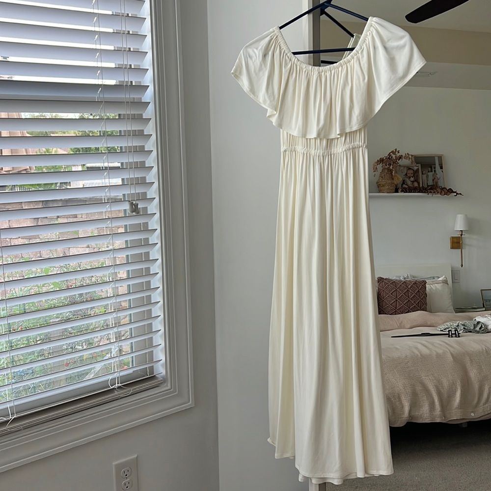 Ingrid and Isabel maternity dress